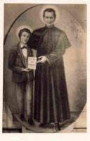 Anteprima di Don Bosco e San Domenico Savio con il cartello "la morte non peccati"